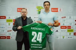 Obrazek news: Kacper Radkowski związał się z Górnikiem Łęczna