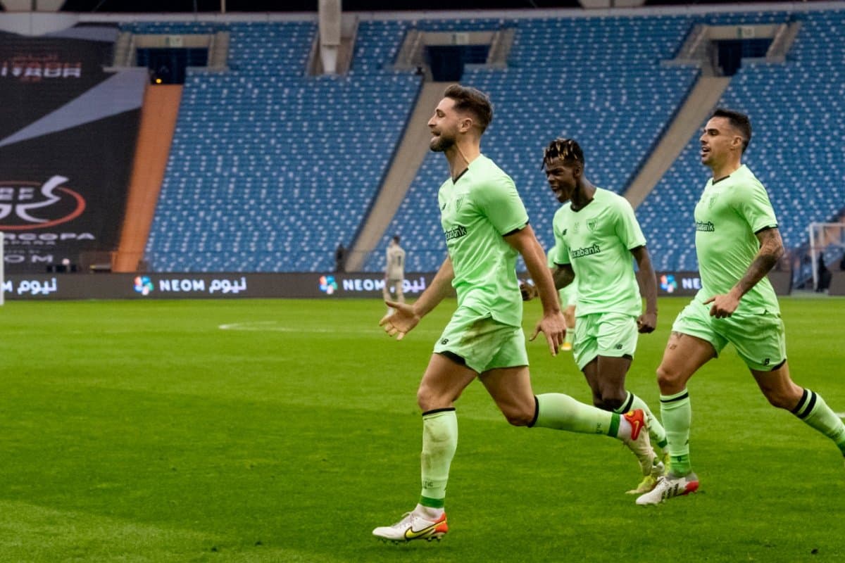 Obrazek newsa : Superpuchar Hiszpanii: Real poznał rywala w finale. Brutalny faul Gimeneza