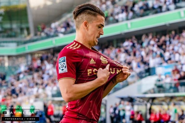 Obrazek newsa : Carlitos wróci do Polski? Spore zainteresowanie