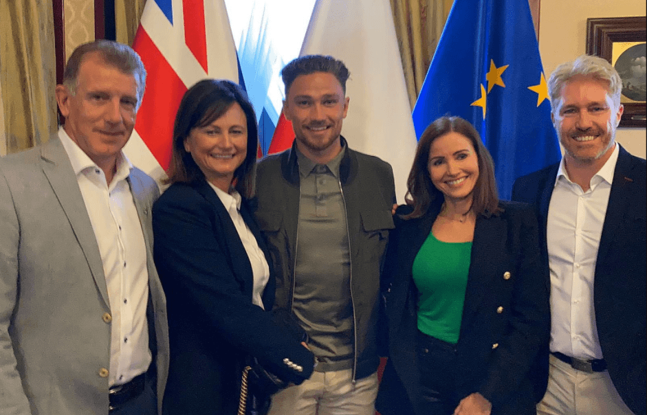 Obrazek newsa : Matty Cash już z polskim obywatelstwem. Debiut w listopadzie?