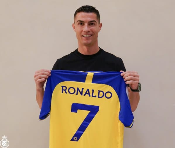 Obrazek newsa : Cristiano Ronaldo został zaprezentowany w Al-Nassr (Wideo)