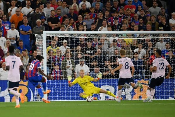 Obrazek newsa : Premier League: Arsenal spełnia oczekiwania kibiców i wygrywa na rozpoczęcie sezonu 