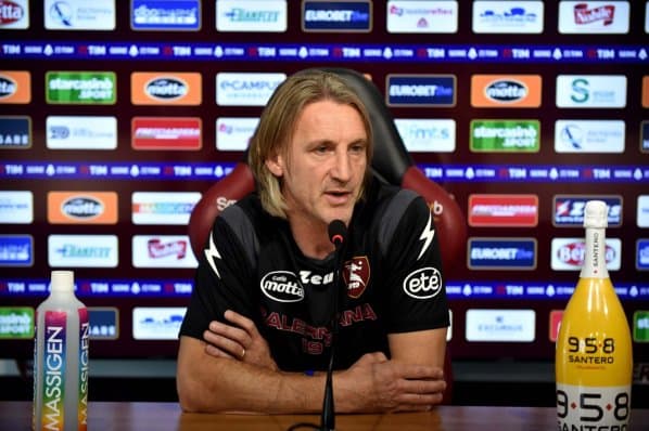 Obrazek newsa : W Serie A zapachniało Ekstraklasą. Trener przywrócony do pracy po dwóch dniach