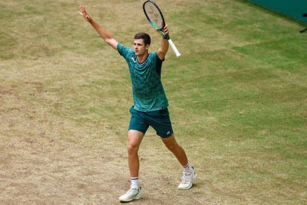 Obrazek newsa : ATP w Halle: Koncertowa gra Hurkacza w finale!