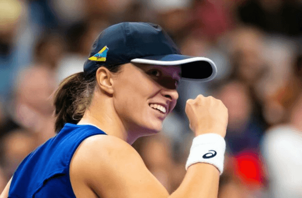 Obrazek newsa : WTA Finals: Świątek zawalczy o finał