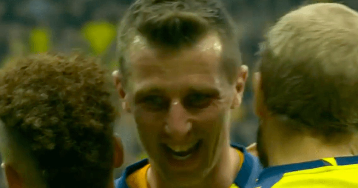 Obrazek newsa : Kamil Wilczek znów strzelił dwa gole i… otrzymał czerwoną kartkę