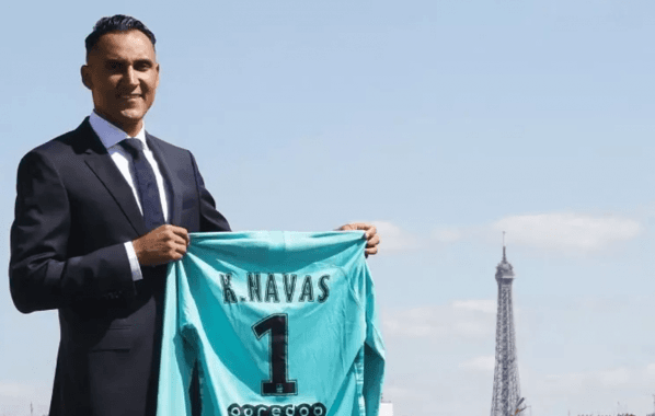 Obrazek newsa : Navas wciąż zwleka. Napoli czeka