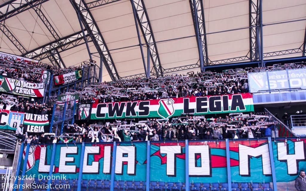 Obrazek newsa : Głośno o sektorówce Legii Warszawa. Powieszono Putina