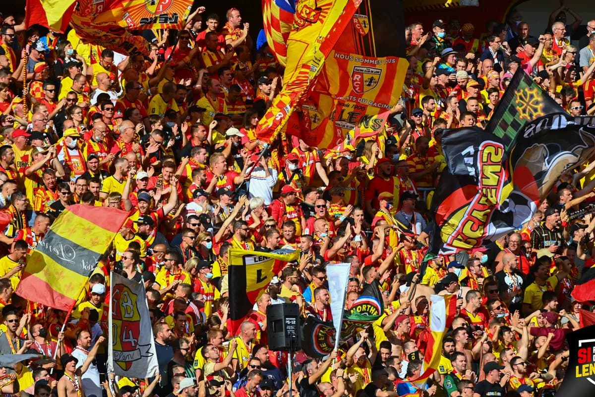 Obrazek newsa : Lens ukarane za wybryki kibiców 