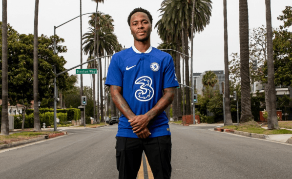 Obrazek newsa : Oficjalnie: Sterling przeszedł do Chelsea