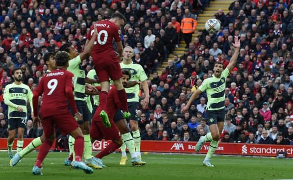 Obrazek newsa : Premier League: Liverpool pokonuje Manchester City w hicie kolejki