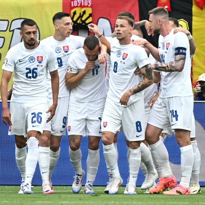 Obrazek newsa : Belgia 0-1 Słowacja skrót meczu, bramki (17.06.2024)