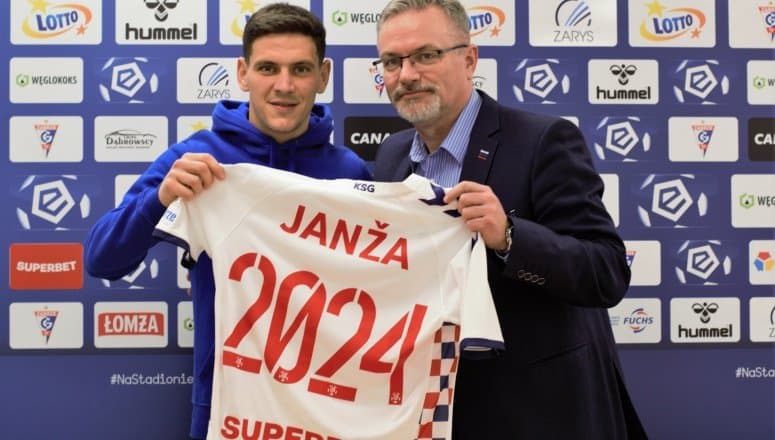 Obrazek newsa : Czołowy zawodnik Górnika zostaje w Zabrzu 