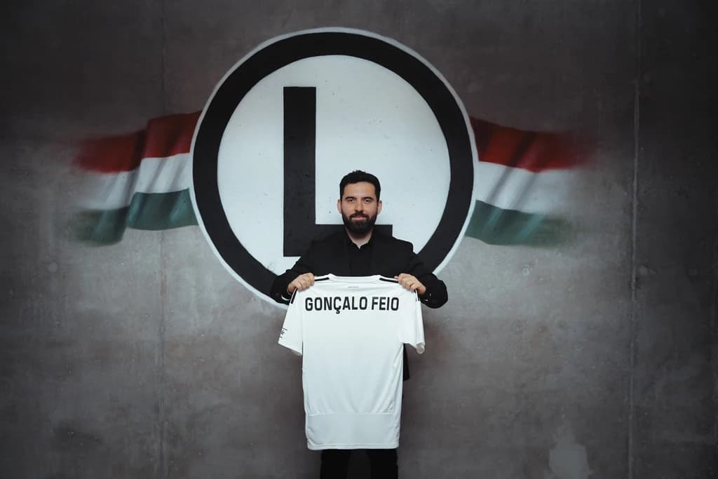 Obrazek newsa : Oficjalnie: Feio trenerem Legii Warszawa
