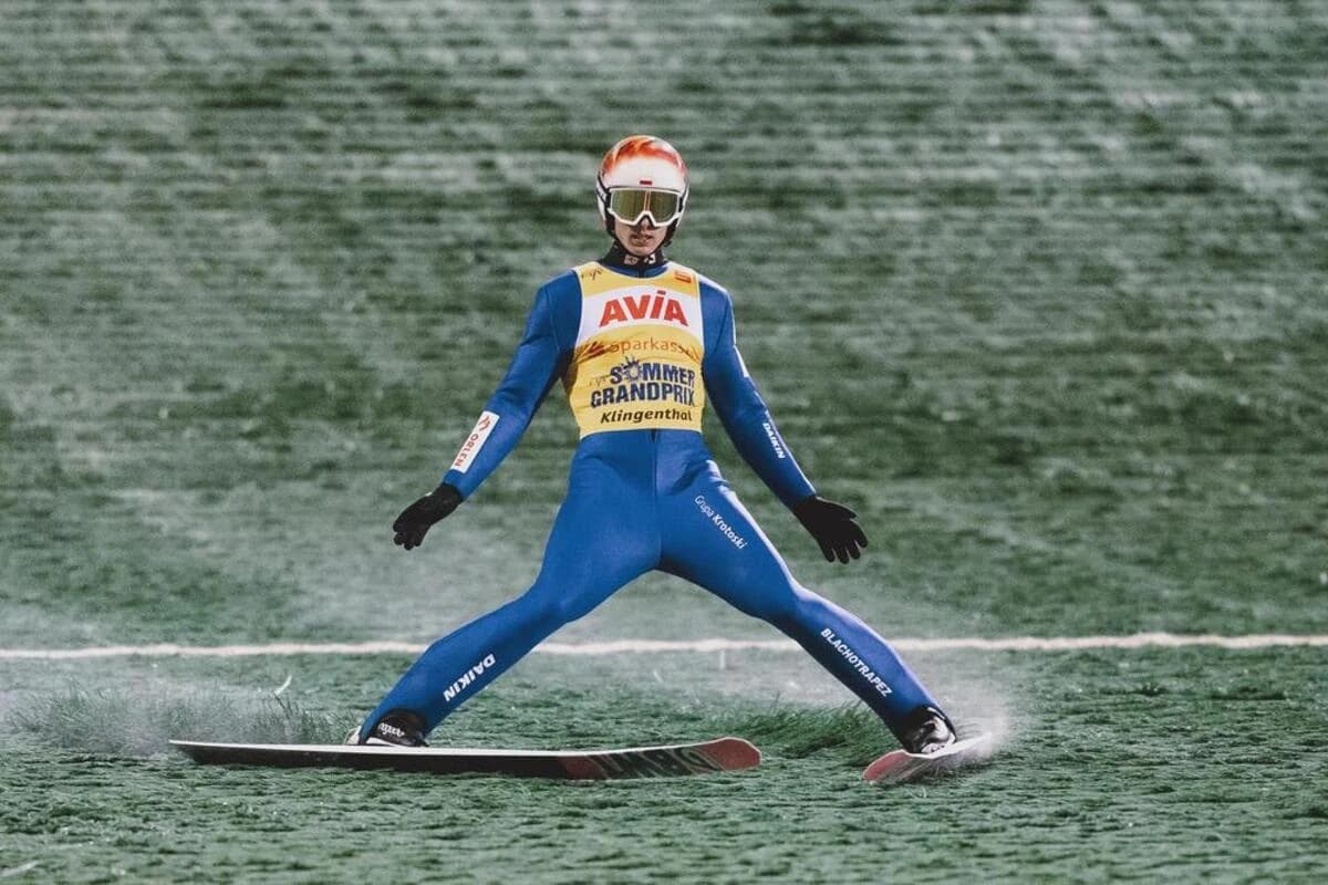 Obrazek newsa : LGP w Klingenthal: Lindvik wygrywa ostatni konkurs. Paweł Wąsek cały cykl