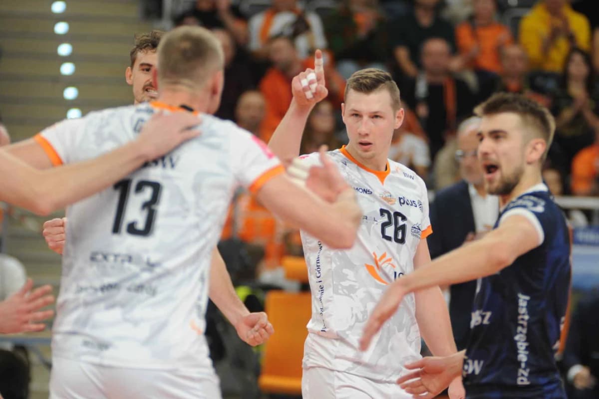 Obrazek newsa : PlusLiga: Jastrzębski Węgiel triumfuje w hicie