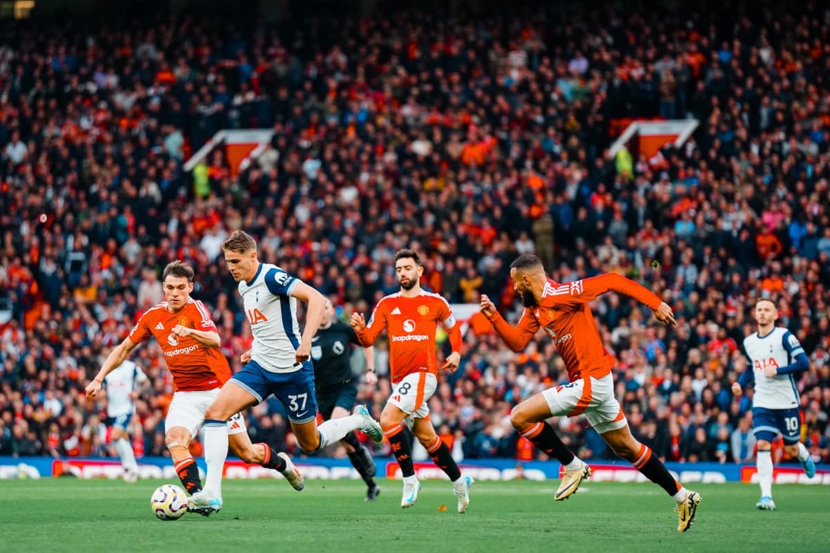 Obrazek newsa : Premier League: Manchester United bezradny w hicie kolejki