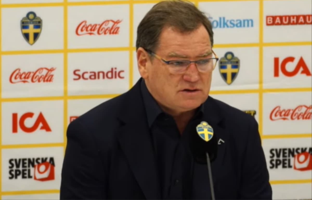 Obrazek newsa : Jan Urban wskazał, czego zabrakło w meczu ze Szwecją. "Bilard"