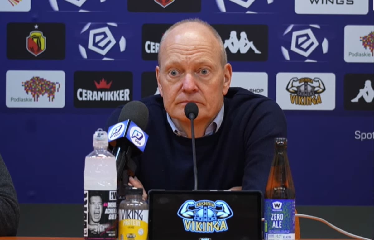Obrazek newsa : Trener Lecha Poznań podsumował mecz z Jagiellonią Białystok. Tak to ocenił