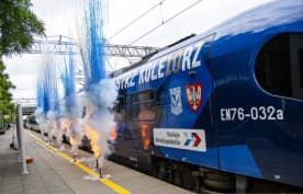 Lech Poznań zaprezentował swój pociąg. Wiemy, gdzie będzie jeździł Kolejorz [WIDEO]