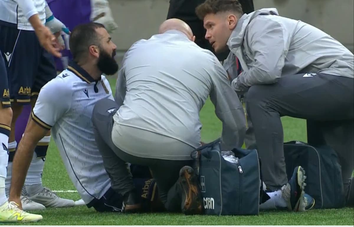 Obrazek newsa : Gwiazdor Lecha Poznań opuścił boisko z kontuzją. Niels Frederiksen zabrał głos