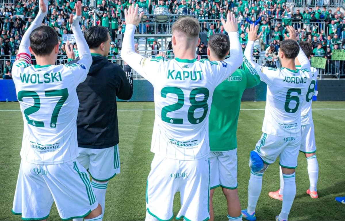 Obrazek newsa : Oficjalnie: Radomiak Radom ogłosił odejście podstawowego piłkarza! Wiemy, ile klub zarobił na jego sprzedaży