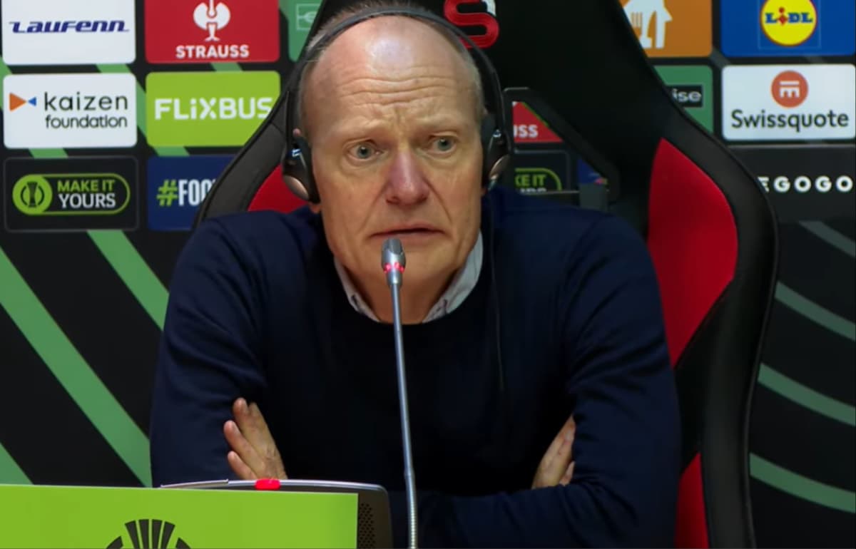 Obrazek newsa : Trener Lecha Poznań przemówił po odpadnięciu z Ligi Konferencji. Zdradził, co powiedział piłkarzom w szatni