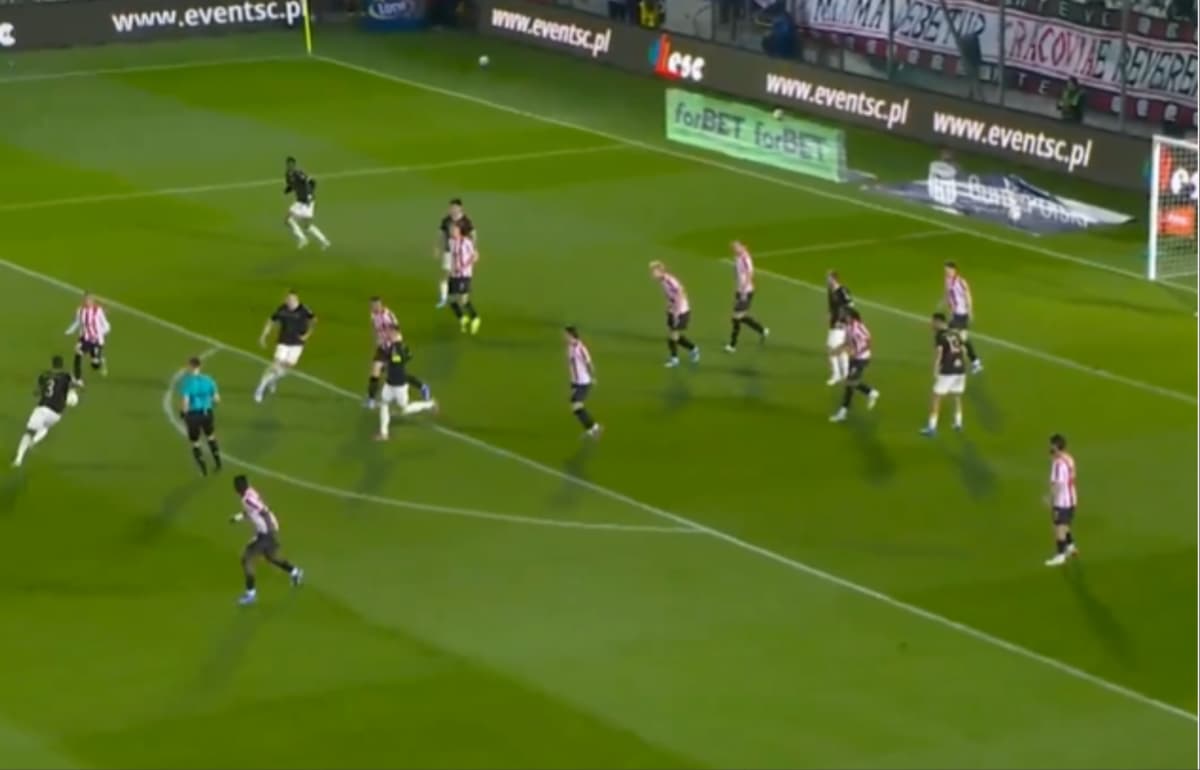 Obrazek newsa : Pogoń Szczecin wypuściła zwycięstwo z rąk. To może kosztować ich utrzymanie [WIDEO]