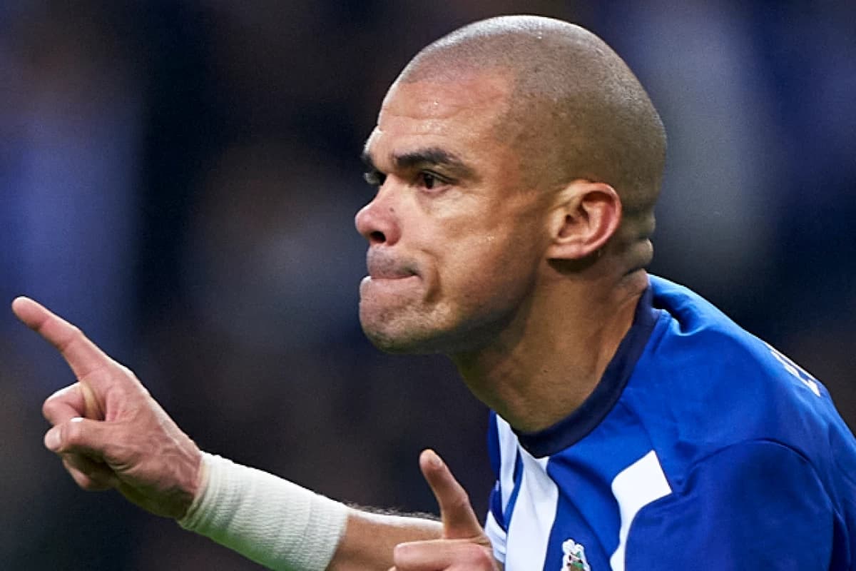 Obrazek newsa : Liga Mistrzów: Pepe z rekordem. Wyjątkowy wyczyn weterana