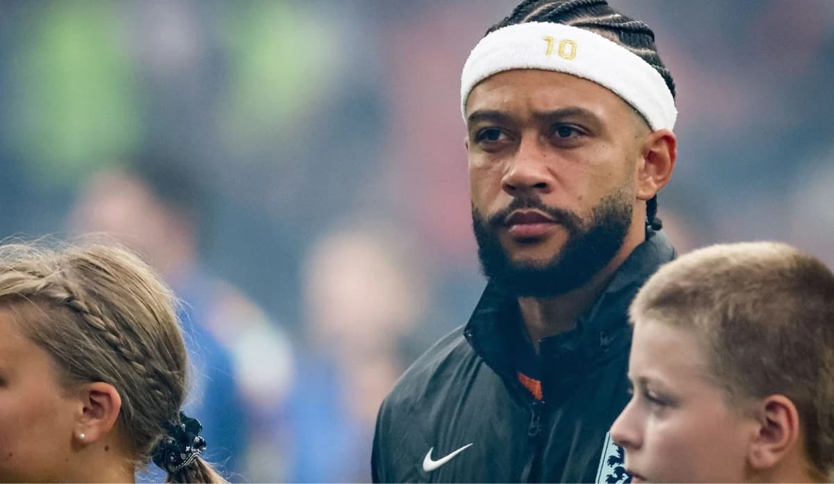 Obrazek newsa : Memphis Depay opuści Europę?! Niespodziewana oferta