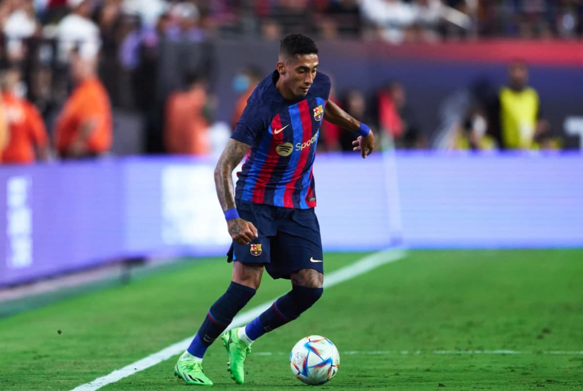 Obrazek newsa : FC Barcelona gotowa na sprzedaż gwiazd. Dwaj zawodnicy na liście transferowej?