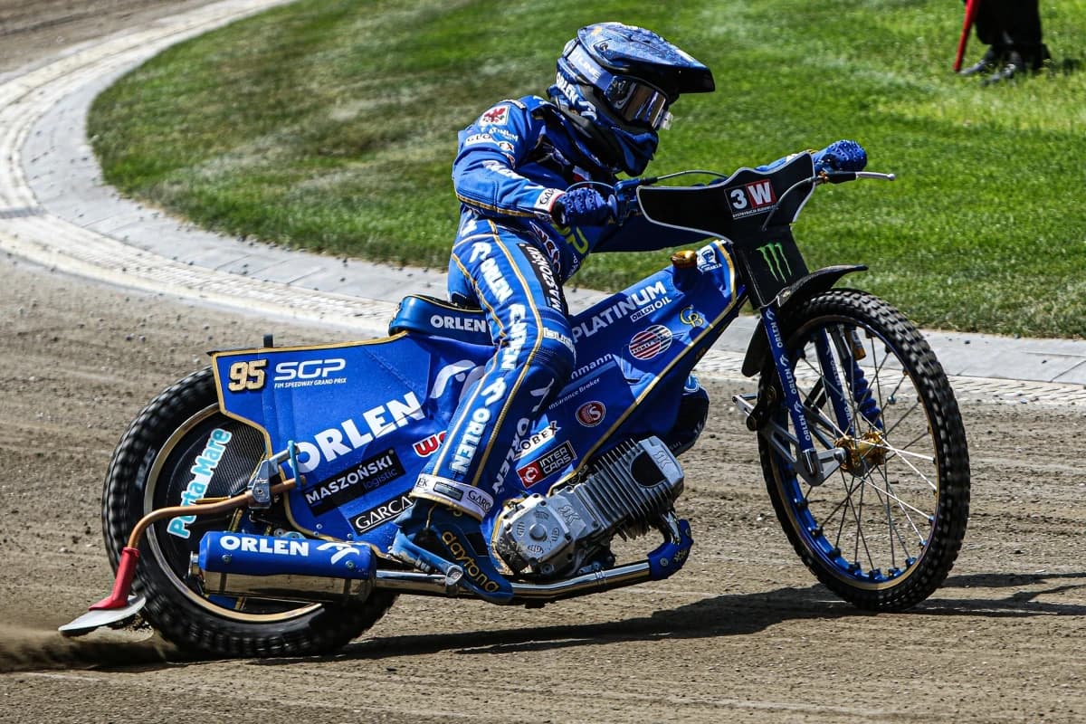 Obrazek newsa : Bartosz Zmarzlik zgodził się jechać za "drobne". Stal Gorzów ujawnia szczegóły negocjacji przed Memoriałem Jancarza