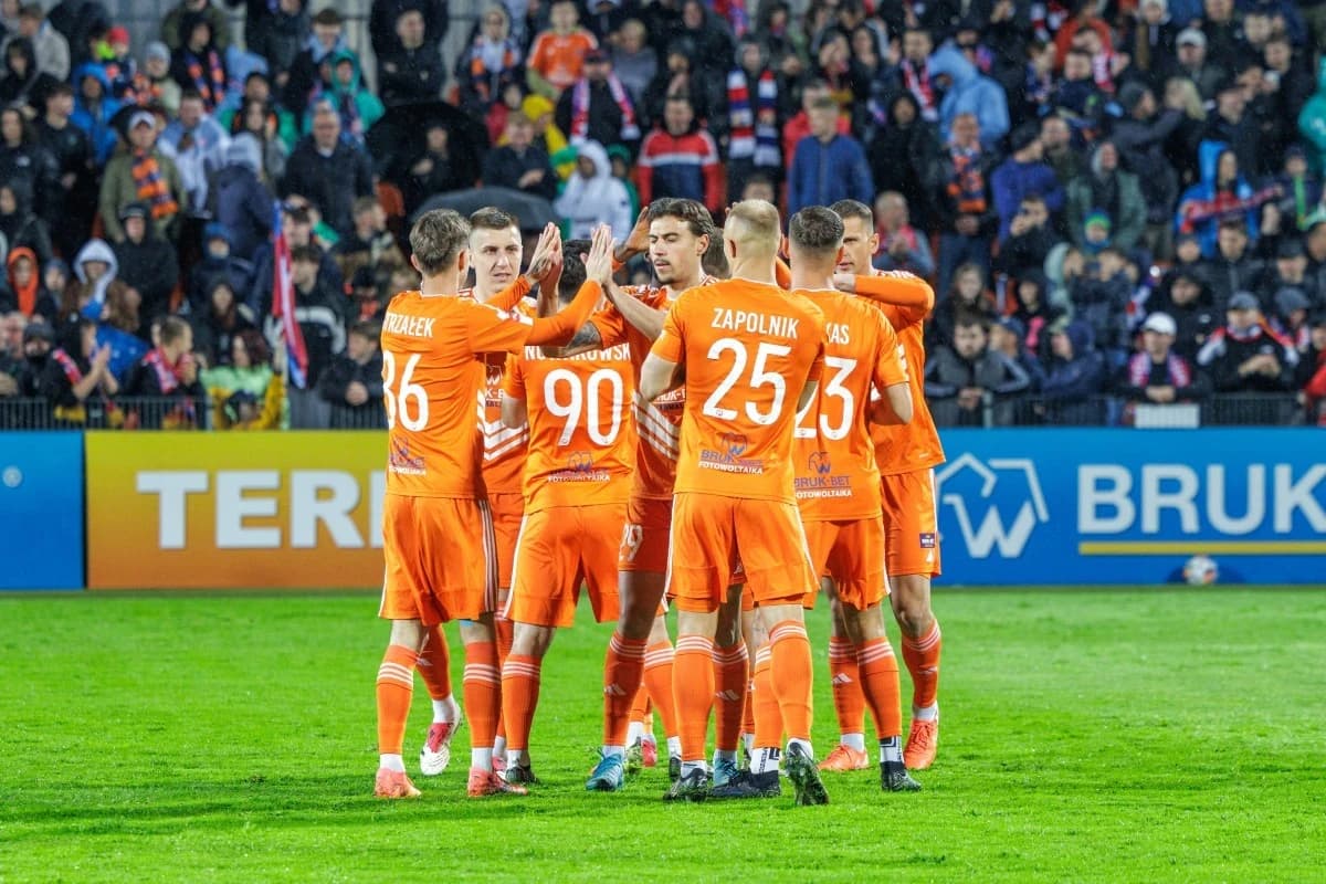 Obrazek newsa : Oceny piłkarzy po spotkaniu Bruk-Bet Termalica Nieciecza - Górnik Zabrze (16.02.2026)