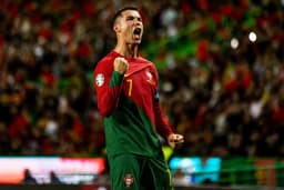 Obrazek news: Cannavaro o Cristiano Ronaldo po zwycięstwie Portugalii 5:0 nad Uzbekistanem: „Jeśli zostawisz Cristiano centymetr, to po tobie”