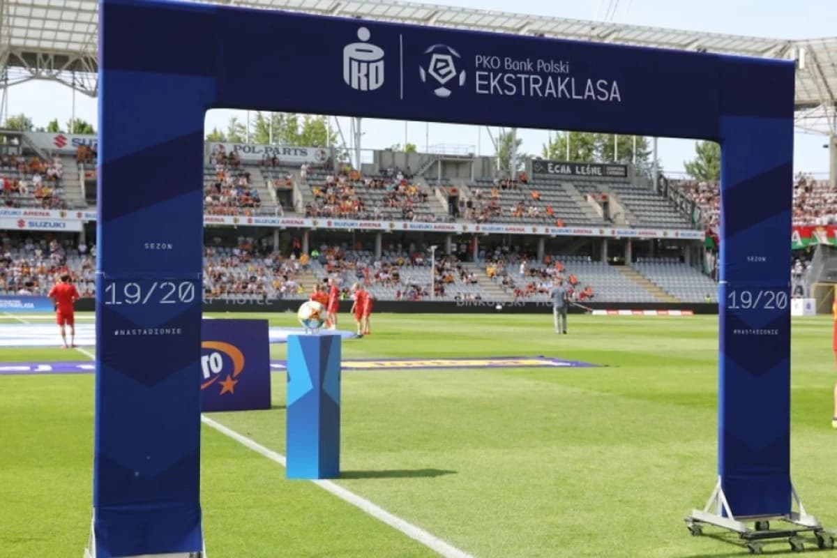 Obrazek newsa : Bruk-Bet Termalica - Arka Gdynia gdzie i o której godzinie mecz? Transmisja (21.11.2025)