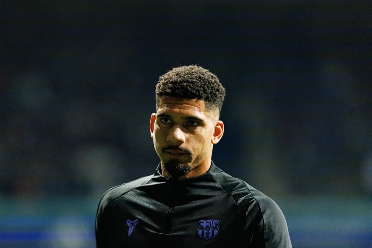 Obrazek newsa : Ronald Araujo o przyszłości w Liverpoolu. „Jest jeszcze za wcześnie”