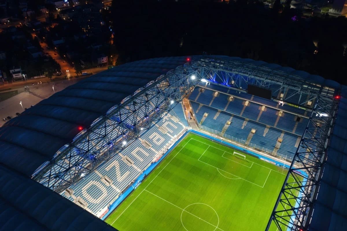 Obrazek newsa : Lech Poznań - FSV Mainz gdzie oglądać? Transmisja TV, stream online (11.12.2025)