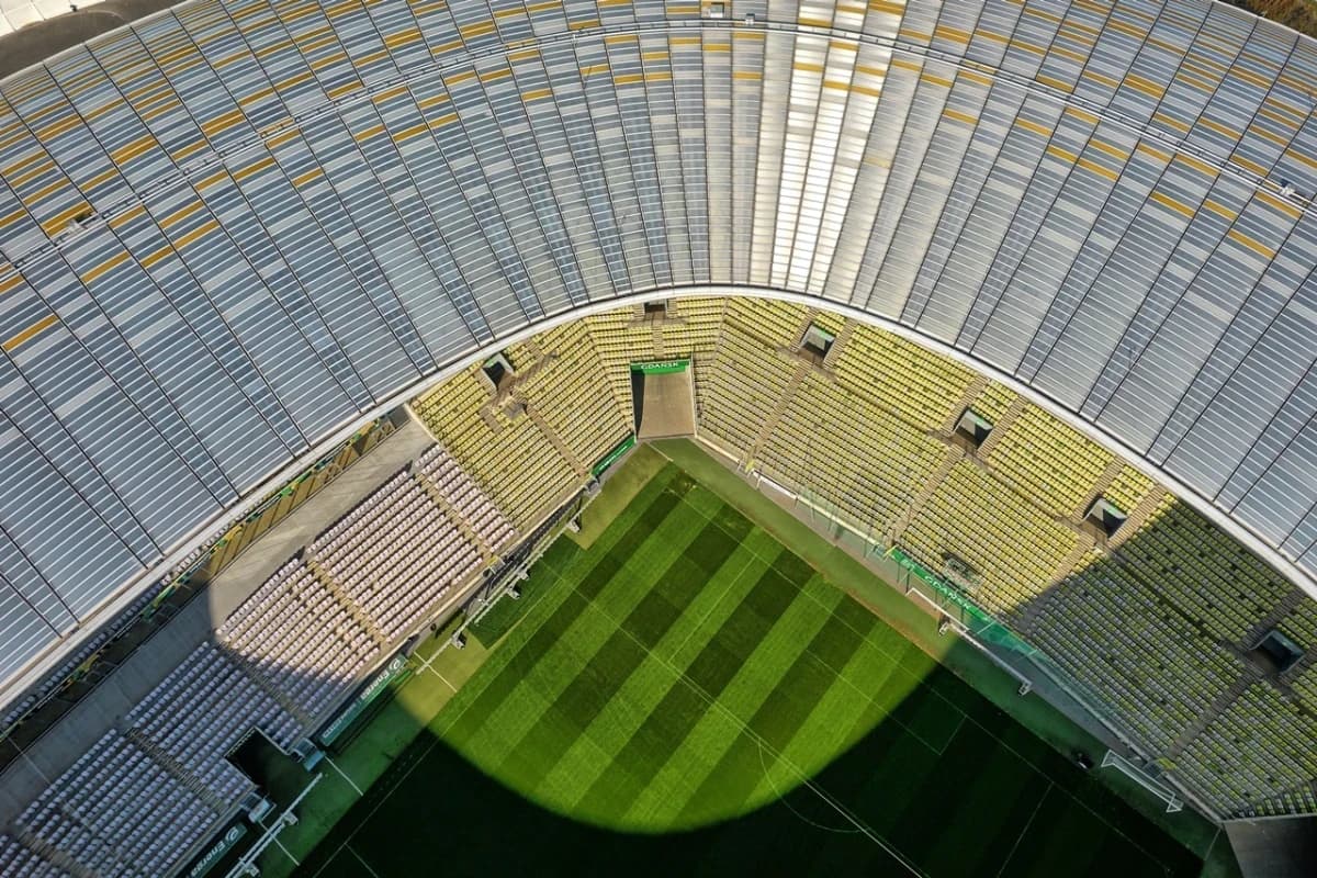 Obrazek newsa : Gdzie obejrzeć Lechia - Arka Gdynia na żywo? Transmisja TV i online (24.08.2025)