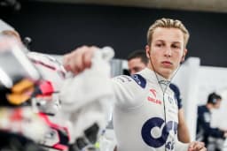 Obrazek news: Liam Lawson niepewny przyszłości w Formule 1. Nikola Tsolov walczy o miejsce w Red Bullu