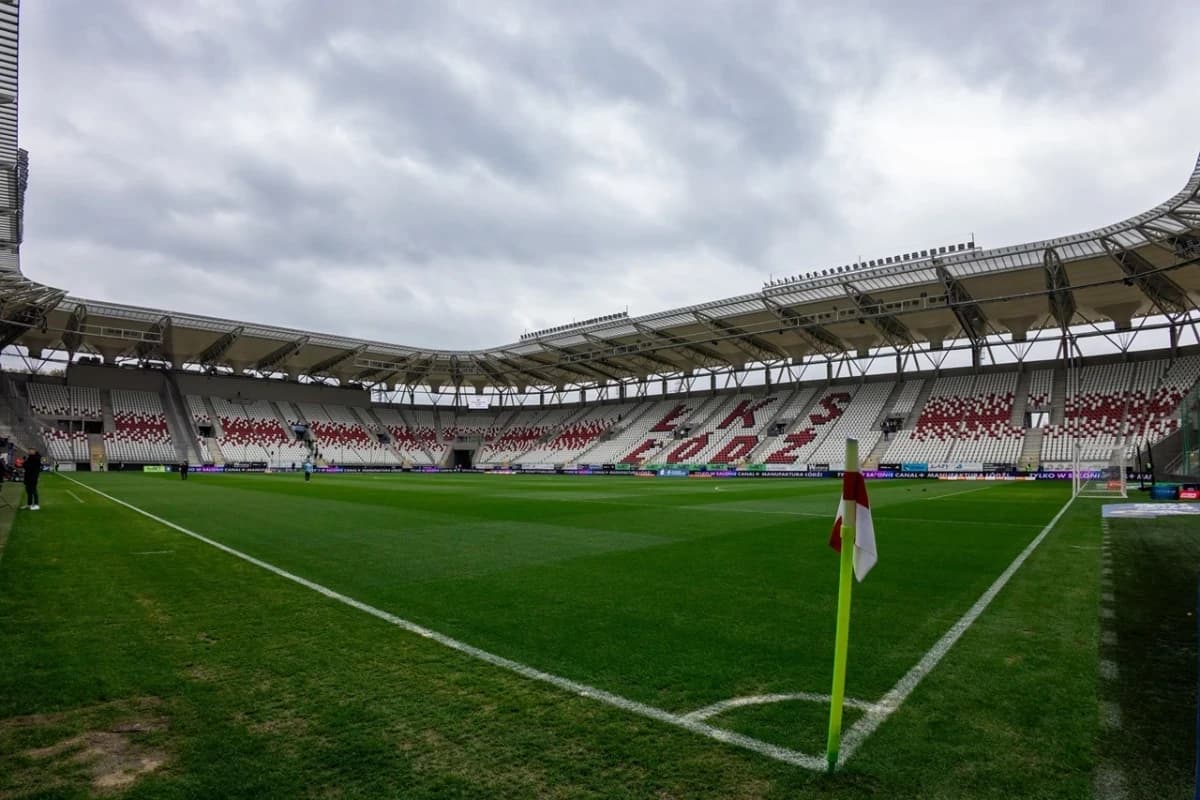 ObrazekŁKS Łódź - PGE FKS Stal Mielec skrót meczu (15.08.2025) Najciekawsze akcje i bramki
