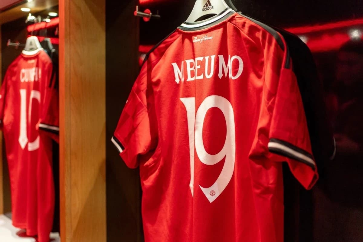 Obrazek newsa : Burnley FC - Manchester United  typy na mecz, kursy, analiza i statystyki (07.01.2026)