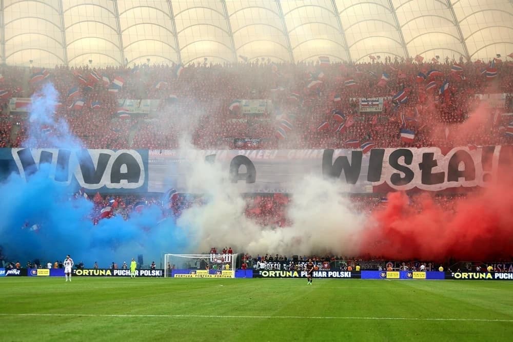 Obrazek newsa : Gdzie obejrzeć mecz Górnik Łęczna - Wisła Kraków? Transmisja TV, stream online (21.09.2025)