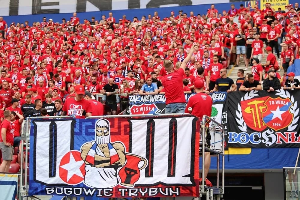 Obrazek newsa : Oficjalnie: wyjściowe składy Zawisza Bydgoszcz - Wisła Kraków (04.12.2025)