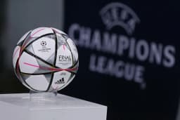 Obrazek news: Man City - Napoli transmisja meczu. Gdzie oglądać na żywo? (18.09.2025)