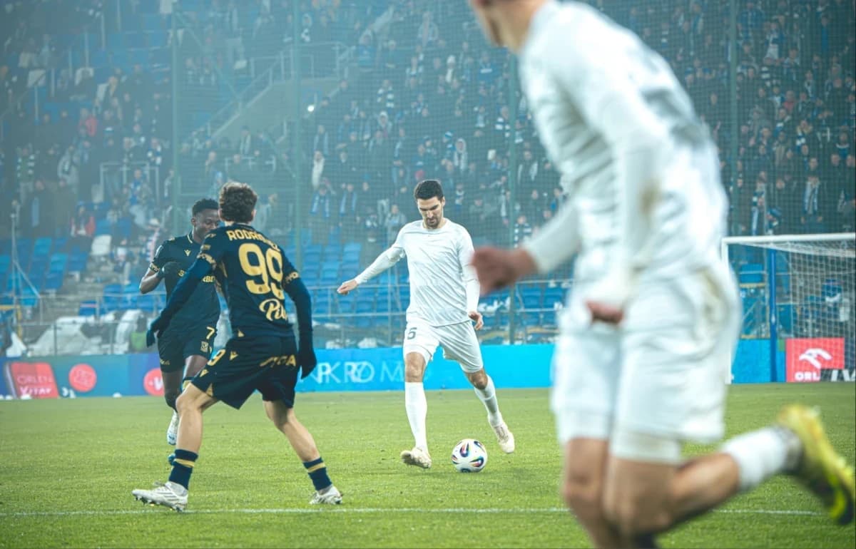 Obrazek newsa : Skrót meczu Wisła Płock - Cracovia. Gole i najciekawsze akcje (04.12.2025)