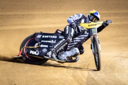Obrazek news: Maciej Janowski wraca do Grand Prix! Otrzymał stałą „dziką kartę” na sezon 2027