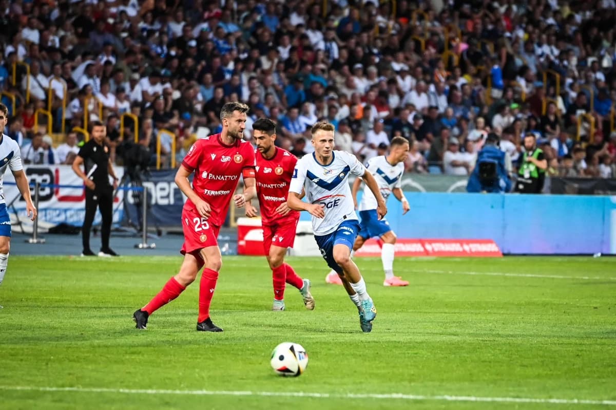 Obrazek newsa : PKO BP Ekstraklasa: Stal i Widzew dzielą się punktami (WIDEO)
