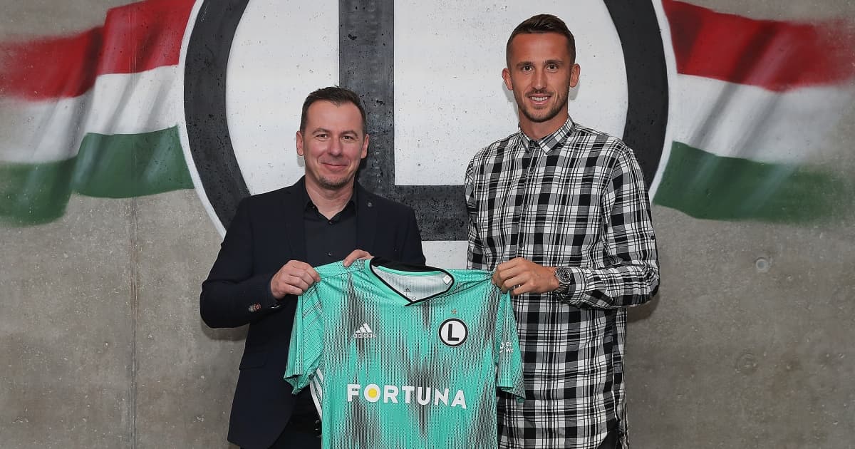 Obrazek newsa : PKO Ekstraklasa. Legia Warszawa ma nowego zawodnika. Tomas Pekhart podpisał kontrakt