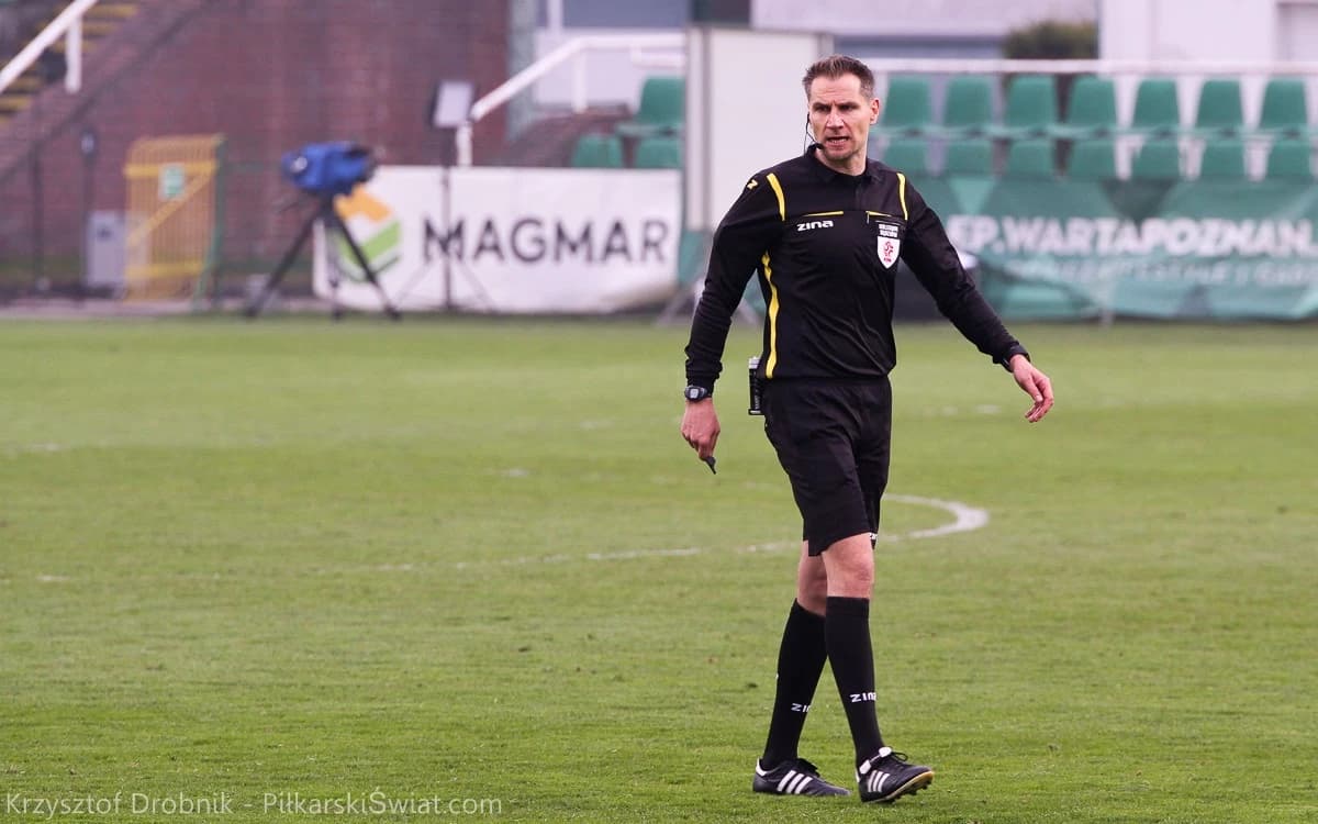 Obrazek newsa : LM: UEFA reaguje na kontrowersje dot. Polaków. Kwiatkowski odsunięty