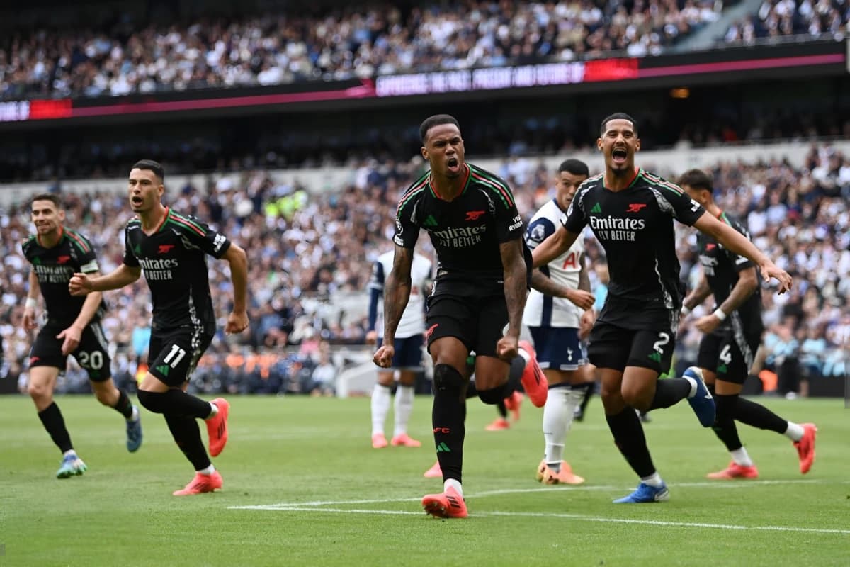 Obrazek newsa : Premier League: Derby północnego Londynu dla Arsenalu, gol Gabriela daje wygraną nad Tottenhamem